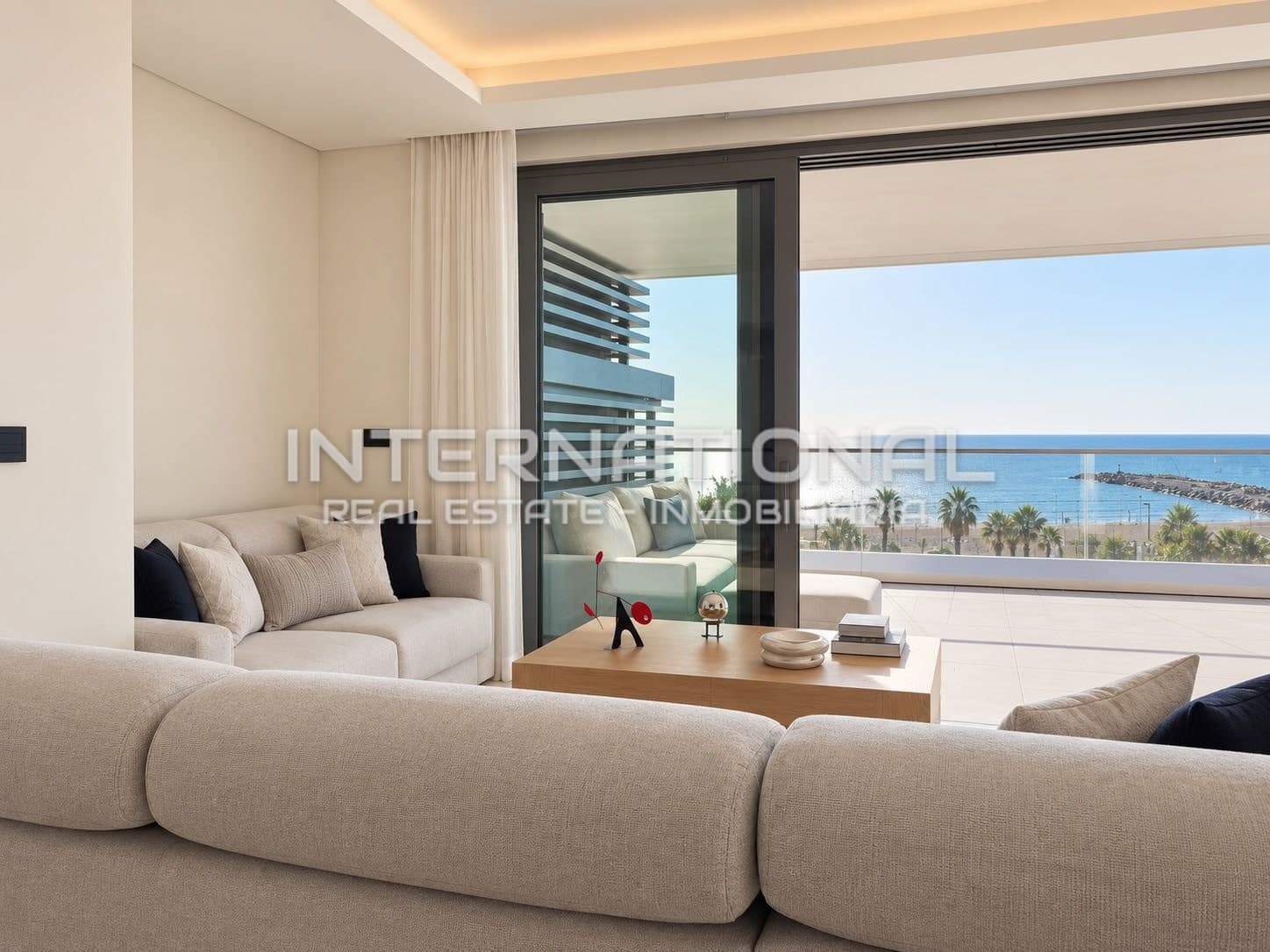 EXCLUSIVO PISO LATERAL EN MALAGA TOWERS VISION